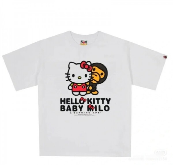 위핑,베이프 BAPE 헬로키티 콜라보 프린트 반팔 티