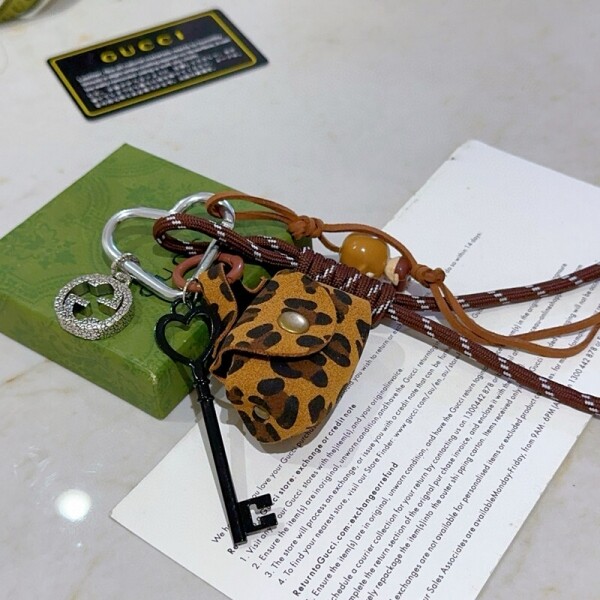 위핑,구찌 GUCCI 패셔너블한 레오파드 프린트 백 펜던트 키링