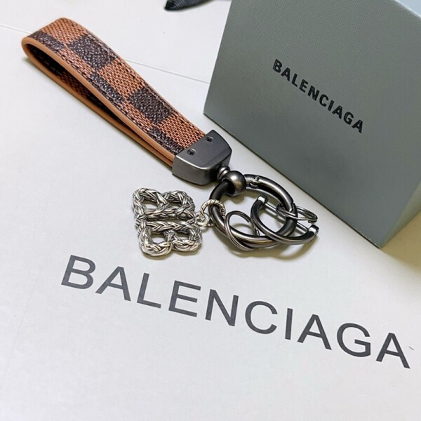 위핑,발렌시아가 BALENCIAGA 트렌디한 심플 참장식 키 링