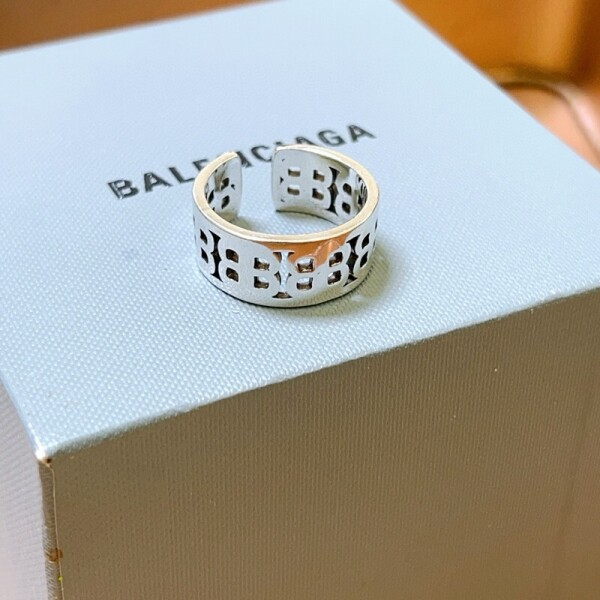 위핑,발렌시아가 BALENCIAGA 모던 심플 캐주얼 반지