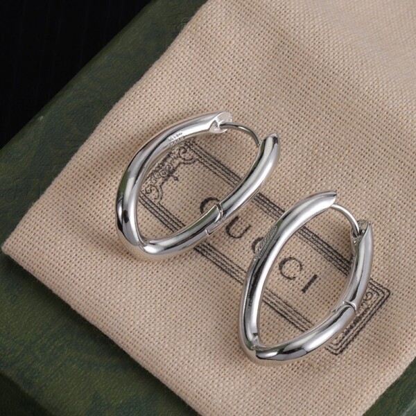 위핑,구찌 GUCCI 모던 클래식 캐주얼 심플 이어링