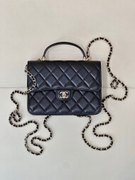 샤넬 CHANEL 모던 심플 블랙 체인 백팩