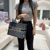 디올 오블리크 북토트백 미디엄
