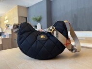 버버리 BURBERRY 클래식 빈티지 체크 나일론 숄더백