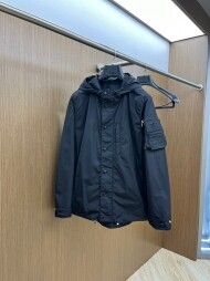프라다 PRADA 후드 남자 점퍼 코트