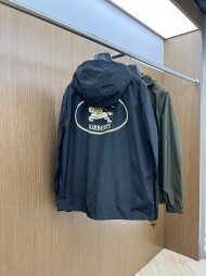 버버리 BURBERRY 클래식 로고 후드 남자 점퍼