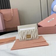 미우미우 MIU MIU 클래식 모던 화이트 카드 지갑 10.5x8cm