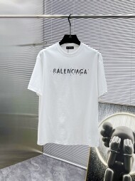 발렌시아가 BALENCIAGA 로고 패션 트렌드 캐주얼 반팔 티