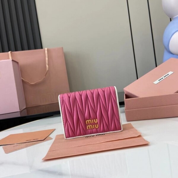 위핑,미우미우 MIU MIU pocket wallet 모던 큐티 동전 지갑 11.5 X8cm