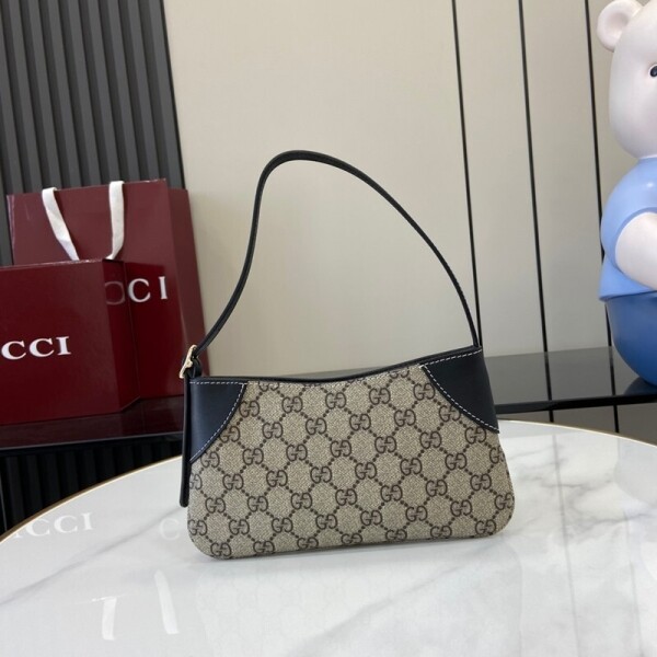 위핑,구찌 GUCCI GG Emblem 클래식 미니 여성 겨드랑이 가방