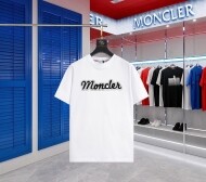 몽클레르 MONCLER 캐주얼 영문 자수 커플 반팔 티