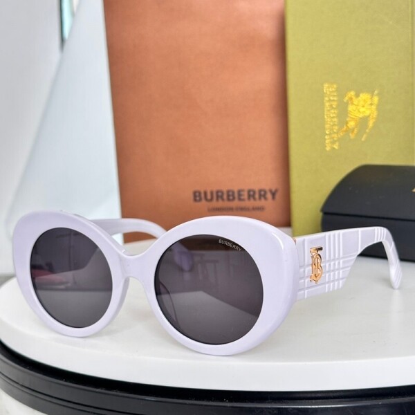 위핑,버버리 BURBERRY 트렌디한 디자인 감각의 선글라스 남녀공용 BE6012 55口18-145