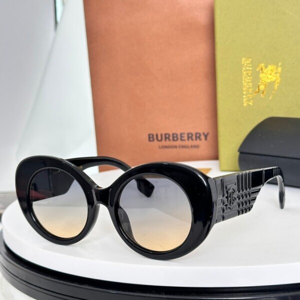 위핑,버버리 BURBERRY 트렌디한 디자인 감각의 선글라스 남녀공용 BE6012 55口18-145