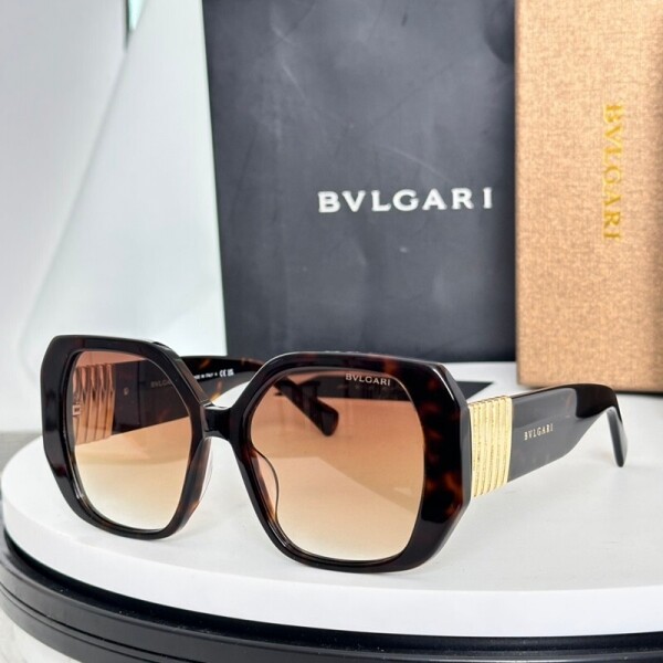 위핑,불가리 BVLGARI 트렌디한 디자인 감각의 선글라스 남녀공용 BV40058I 54口17-145