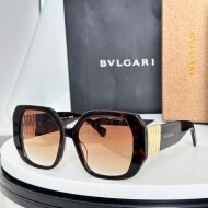 불가리 BVLGARI 트렌디한 디자인 감각의 선글라스 남녀공용 BV40058I 54口17-145