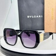 불가리 BVLGARI 트렌디한 디자인 감각의 선글라스 남녀공용 BV40058I 54口17-145