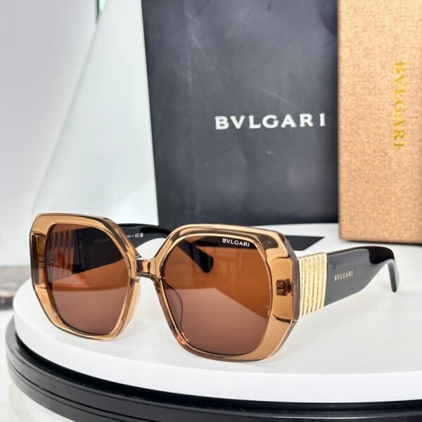 위핑,불가리 BVLGARI 트렌디한 디자인 감각의 선글라스 남녀공용 BV40058I 54口17-145