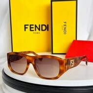 펜디 FENDI 트렌디한 디자인 감각의 선글라스 남녀공용 FE40117I 53口20-145
