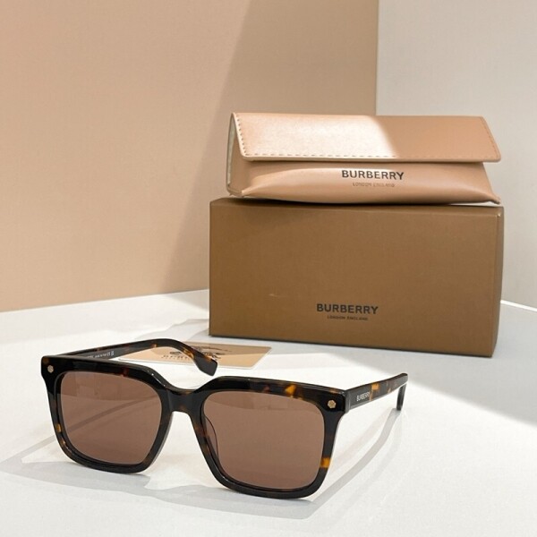 위핑,버버리 BURBERRY 패션 트렌드 캐주얼 선글라스 남녀공용 BE4337 56口19-145