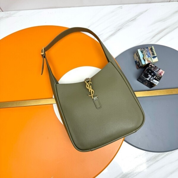위핑,생로랑 Saint Laurent LE 37 미니 샤이니 버킷 숄더백