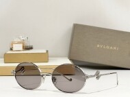 불가리 BVLGARI 트렌디한 디자인 감각의 선글라스 남녀공용 BV9023 56口19-145