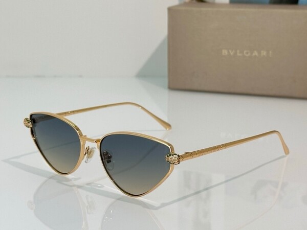 위핑,불가리 BVLGARI 트렌디한 디자인 감각의 선글라스 남녀공용 BV9022B 58口17-145