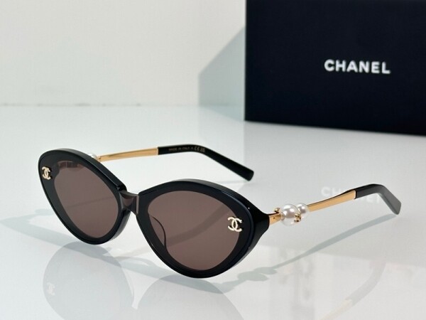 위핑,샤넬 CHANEL 여성 패션 세련된 디자인 캐주얼 선글라스 A95101 56口18-145