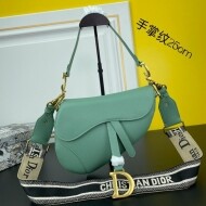 디올 DIOR saddle 클래식 모던 크로스백 25.5 x 20 x 6.5cm