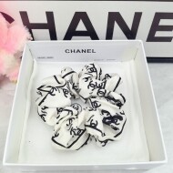 샤넬 CHANEL 클래식 로고 실크 링 헤어밴드