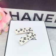샤넬 CHANEL 클래식 로고 작은 집게핀
