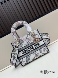디올 DIOR 패션 자수 여성 토트백