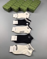 구찌 GUCCI 클래식 더블 G 로고 남자 짧은 양말