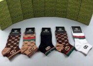 구찌 GUCCI 클래식 더블 G 로고 남자 짧은 양말
