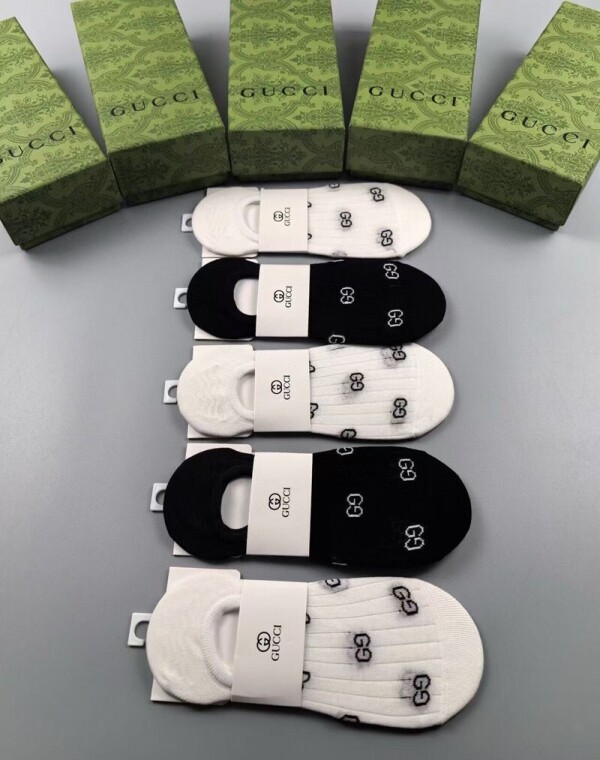 위핑,구찌 GUCCI 클래식 레터링 로고 여성 덧신