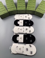 구찌 GUCCI 클래식 레터링 로고 여성 덧신