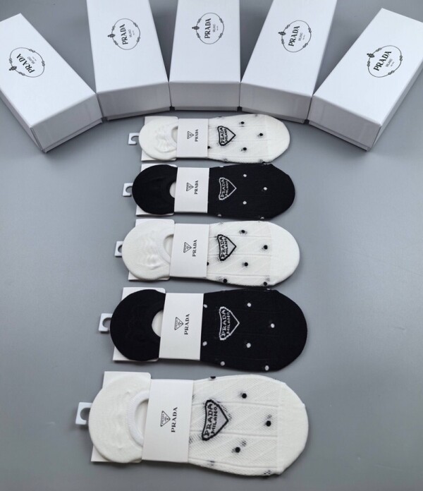 위핑,샤넬 CHANEL 클래식 레터링 로고 여성 덧신