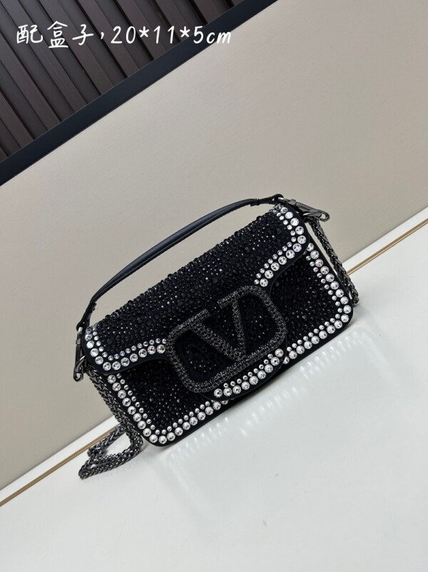 위핑,발렌티노 Valentino 모던 크리스털 체인 숄더백