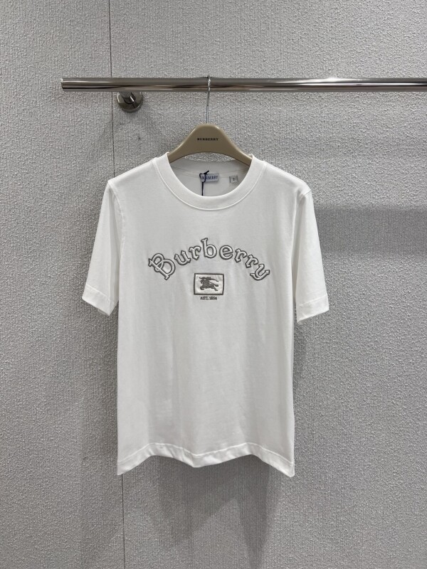 위핑,버버리 BURBERRY 레터링 전마 자수 라운드 여성 반팔 티셔츠