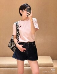 버버리 BURBERRY 워호스 자수가 들어간 여자 라운드 반팔