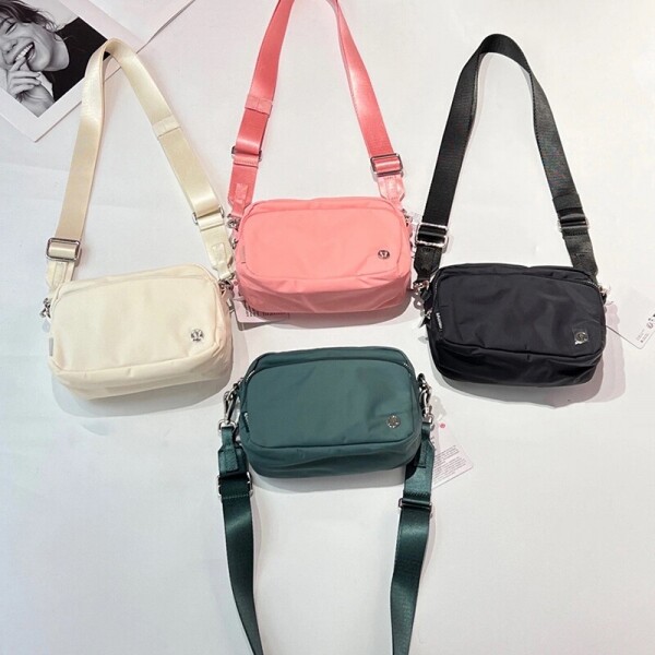 위핑,룰루레몬 크로스 숄더백 LU9C80S 042797 LIGHT IVORY GOLD 여성