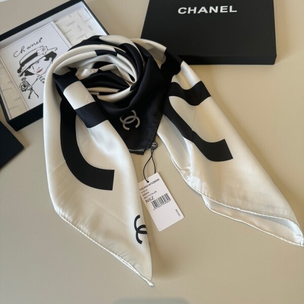 위핑,샤넬 CHANEL 모던 디자인 패턴 캐주얼 스카프 90*90cm
