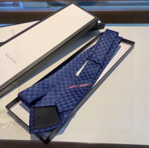 위핑,구찌 GUCCI 마름모 더블 G 로고 남성 넥타이
