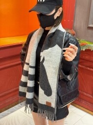 에르메스 Hermès 클래식 빈티지 디자인 캐주얼 스카프