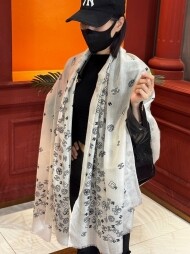 샤넬 CHANEL 모던 클래식 디자인 캐주얼 스카프