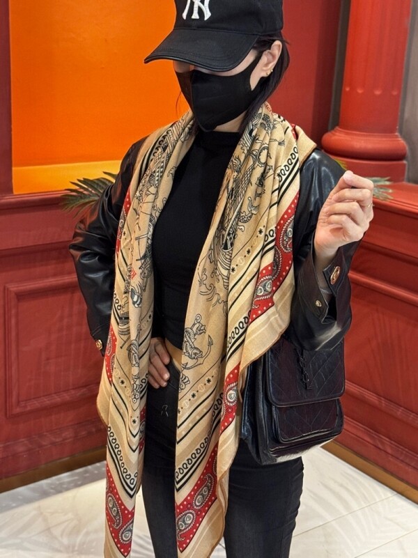 위핑,에르메스 Hermès 패션 디자인 패턴 빈티지 캐주얼 스카프