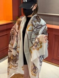 에르메스 Hermès 모던 클래식 디자인 캐주얼 스카프