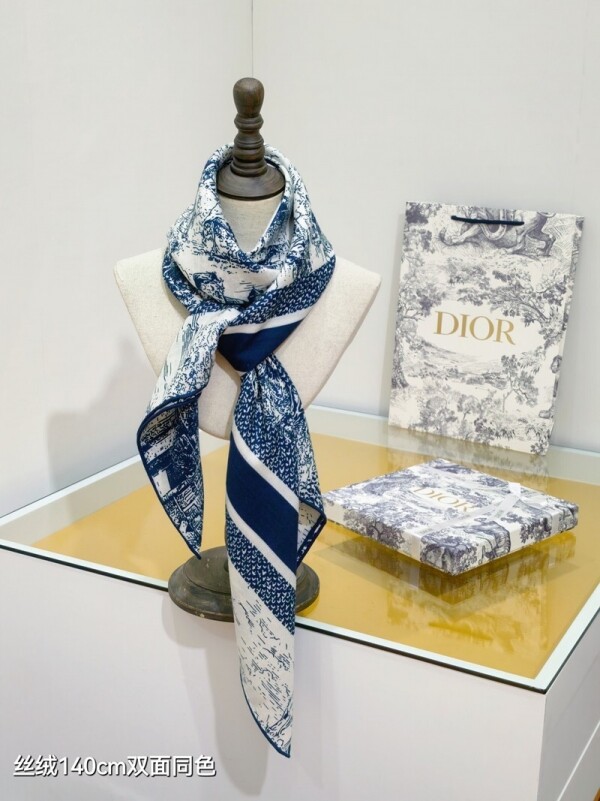 위핑,디올 DIOR 모던 클래식 패턴 캐주얼 스카프