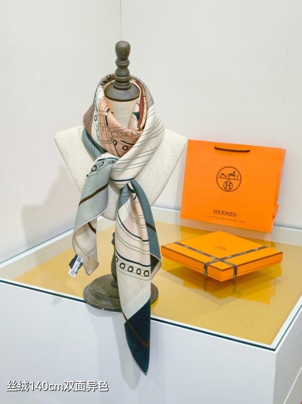 위핑,에르메스 Hermès 모던 디자인 패턴 캐주얼 스카프