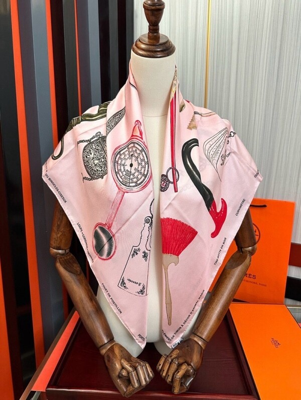 위핑,에르메스 Hermès 모던 디자인 패턴 캐주얼 스카프