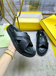 펜디 FENDI 가죽 통굽 패션 커플 슬리퍼